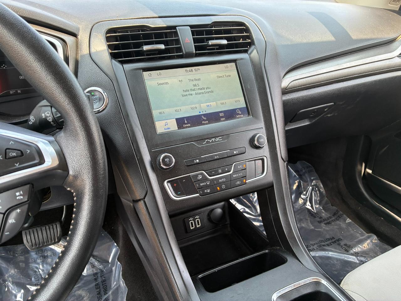 Ford Fusion SE 2020