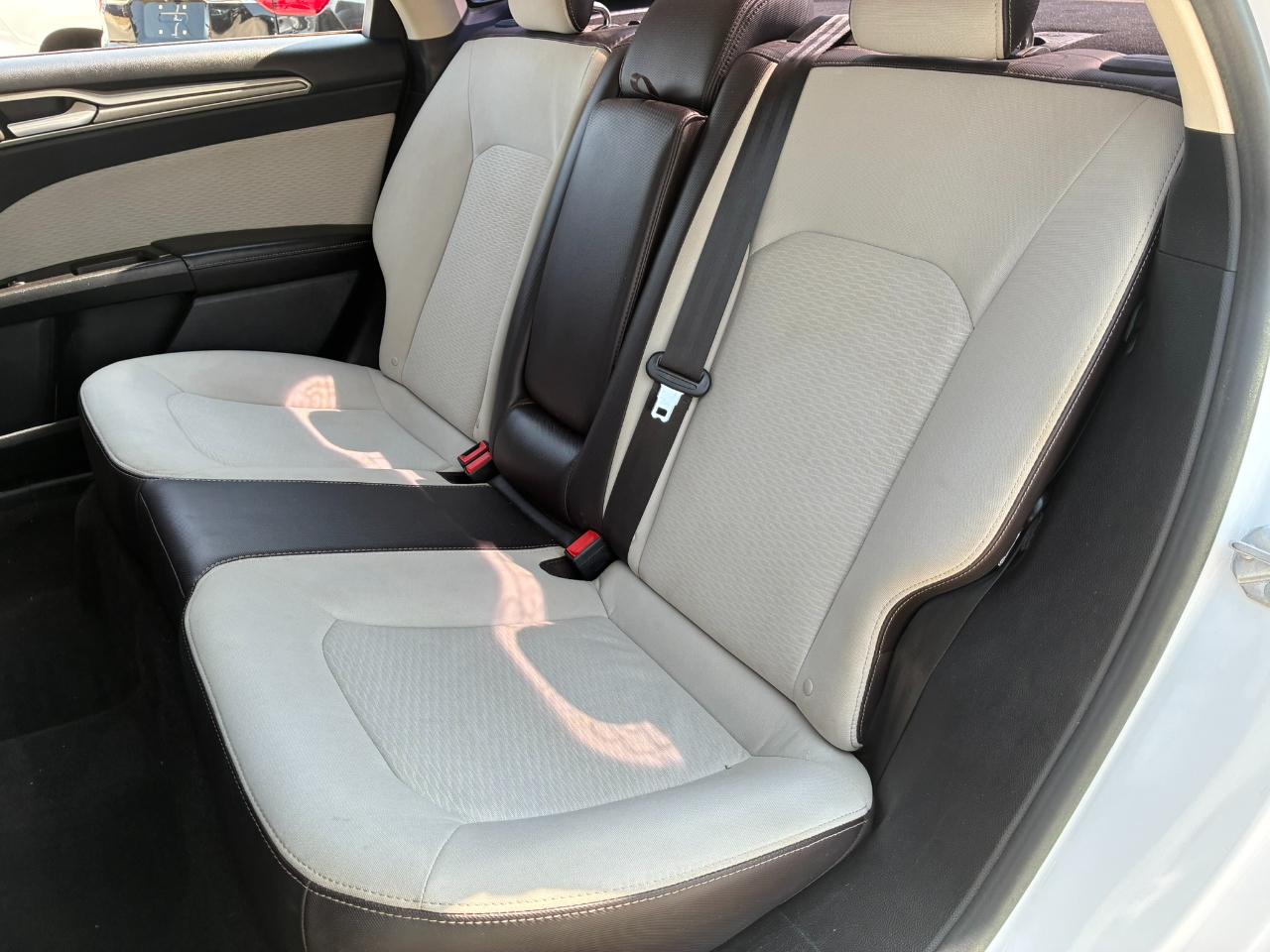 Ford Fusion SE 2020