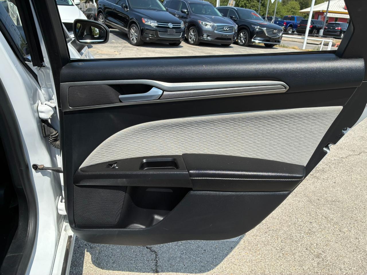 Ford Fusion SE 2020