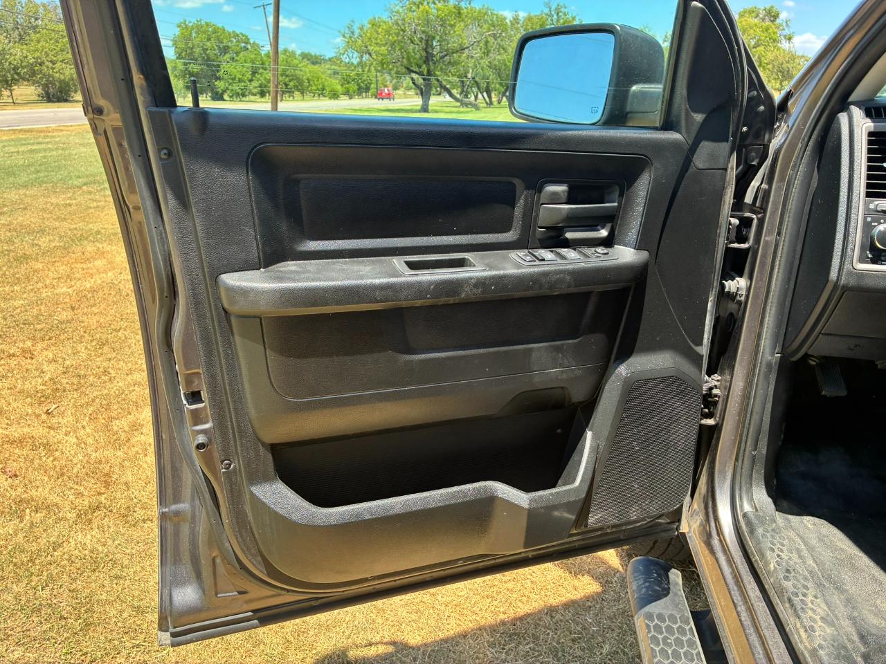 RAM 1500 Classic Tradesman Quad Cab 2WD 2020