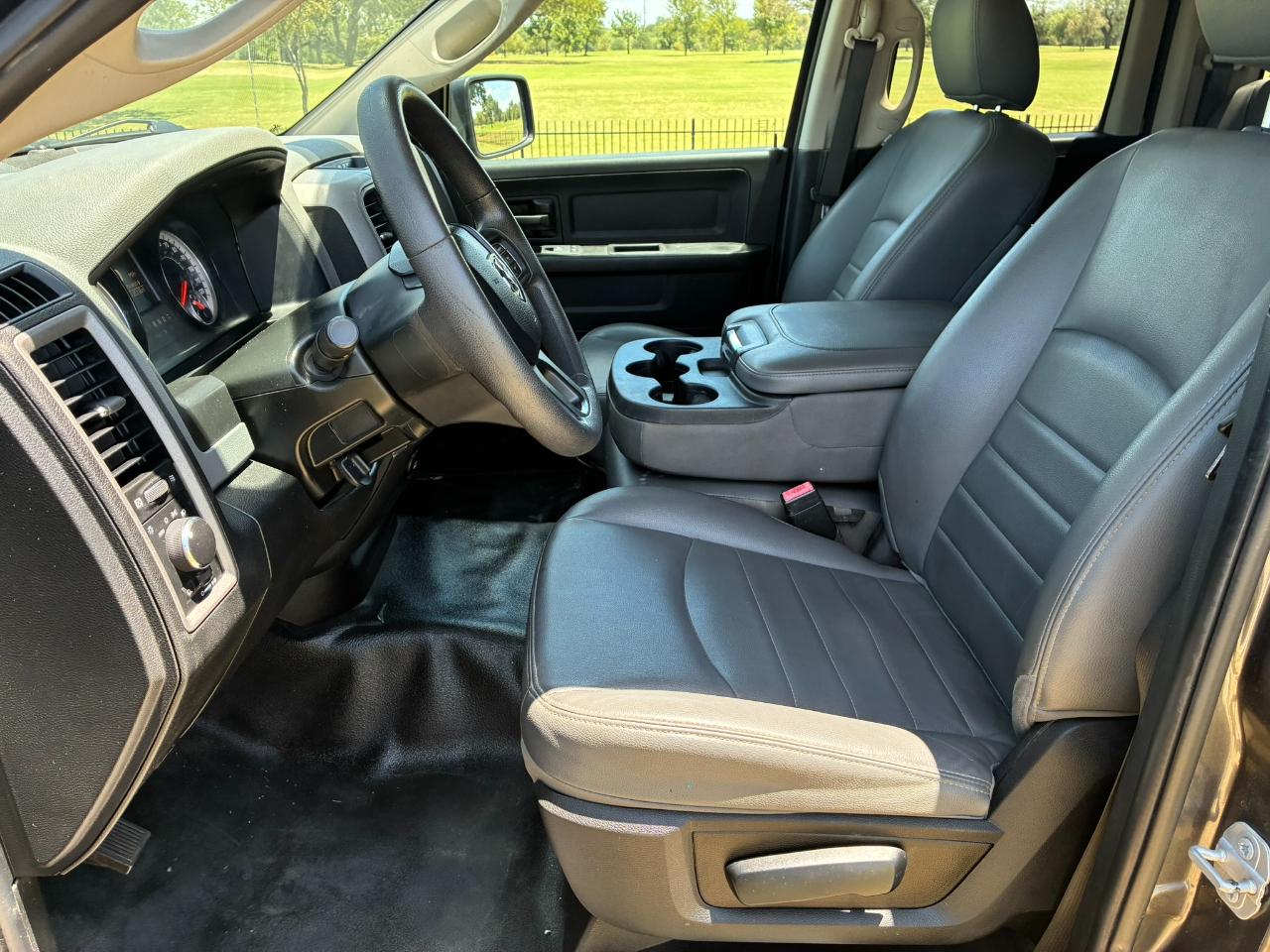 RAM 1500 Classic Tradesman Quad Cab 2WD 2020