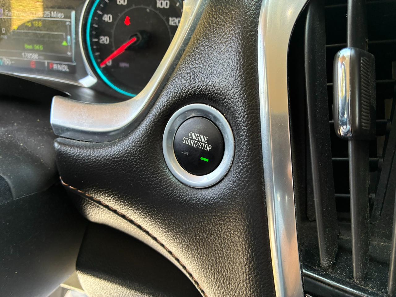 Chevrolet Traverse LT Leather FWD 2019