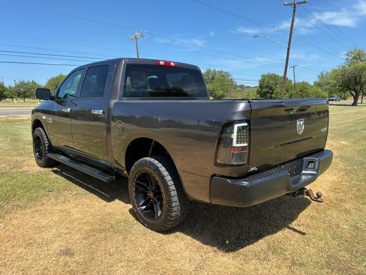 RAM 1500 Tradesman Crew Cab SWB 4WD 2018