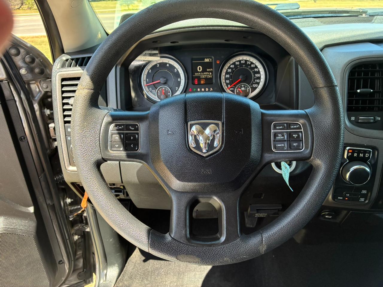 RAM 1500 Tradesman Crew Cab SWB 4WD 2018
