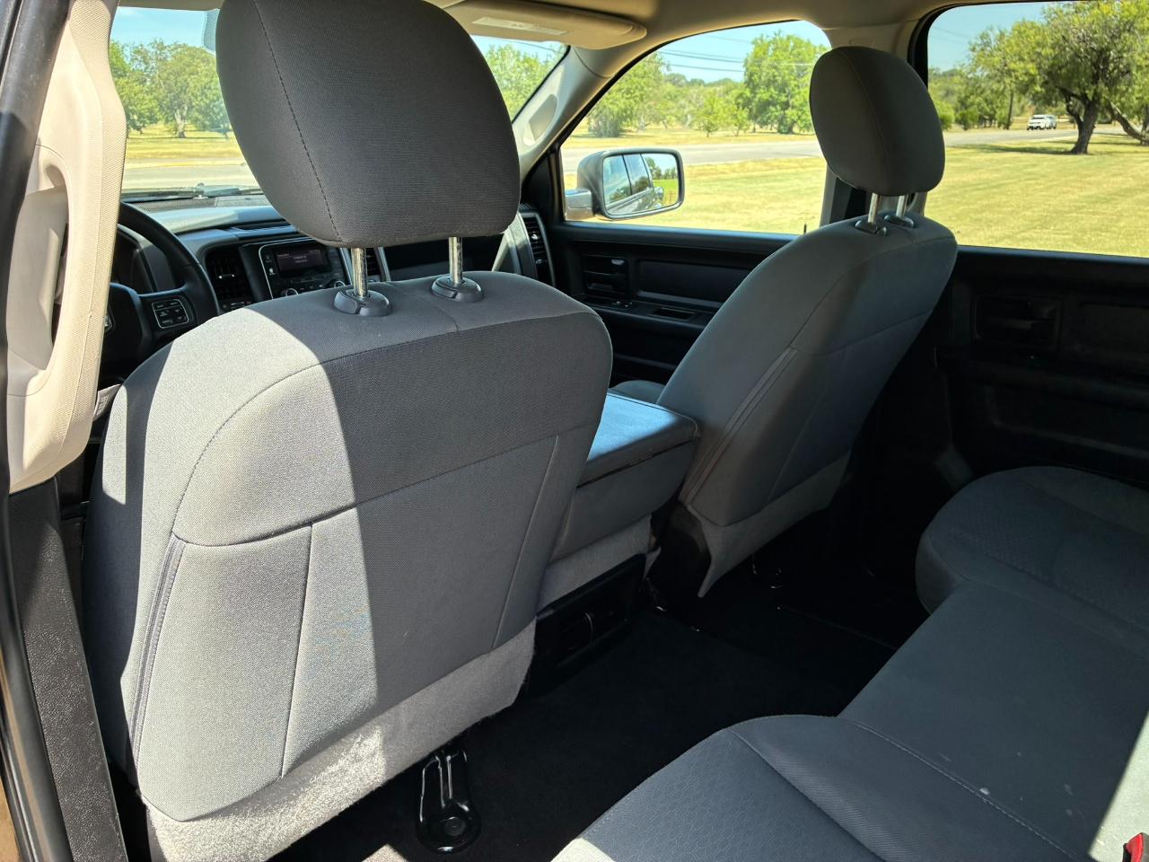 RAM 1500 Tradesman Crew Cab SWB 4WD 2018