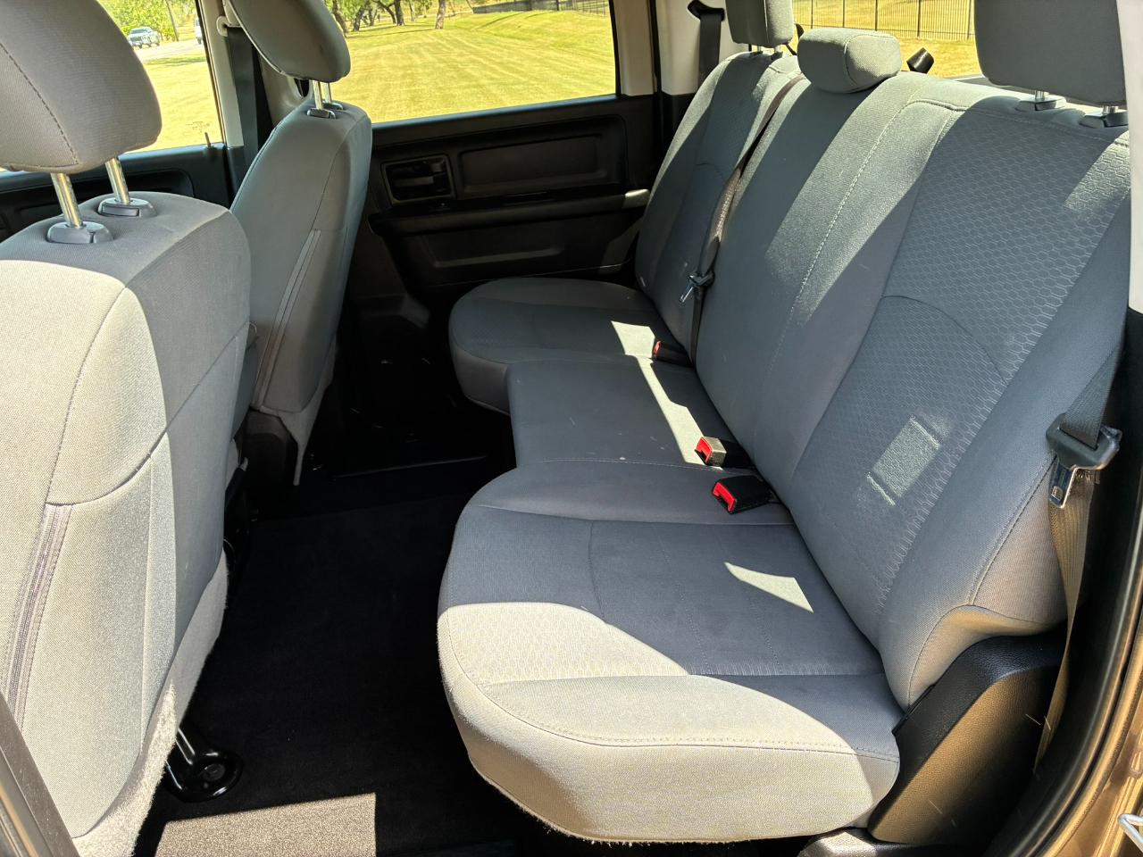 RAM 1500 Tradesman Crew Cab SWB 4WD 2018