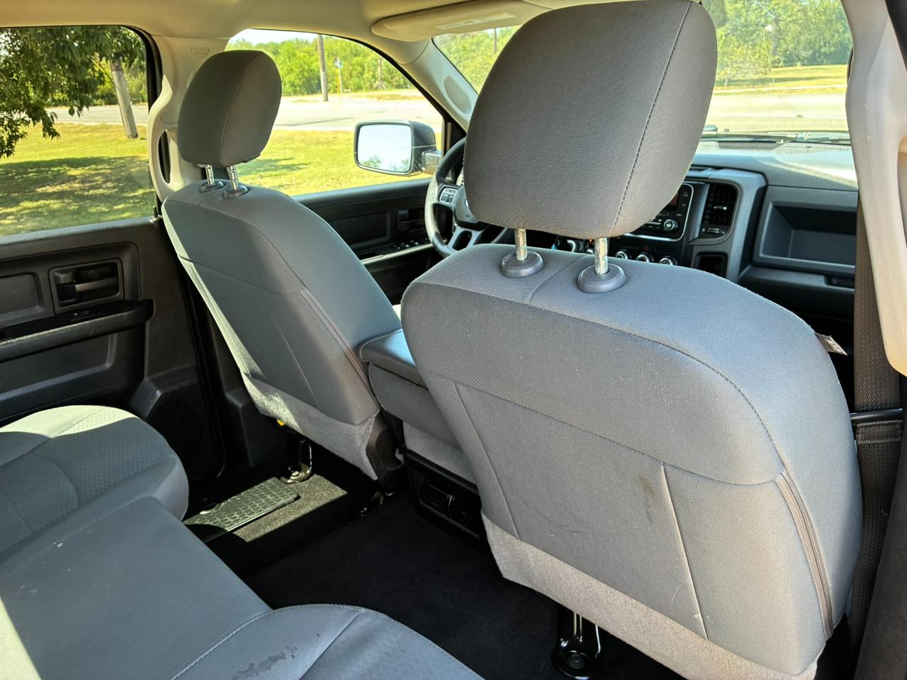 RAM 1500 Tradesman Crew Cab SWB 4WD 2018