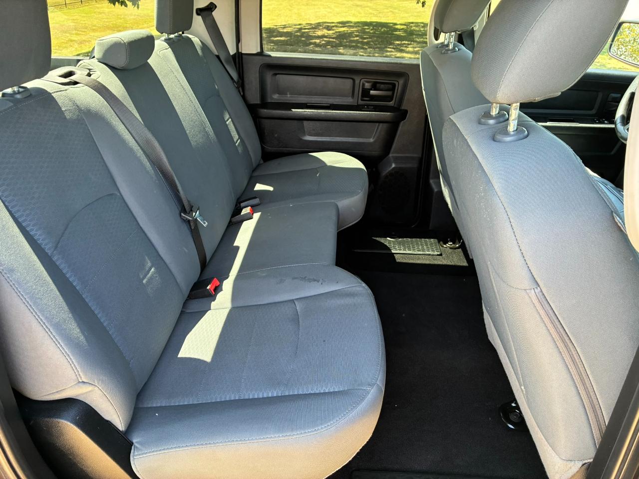 RAM 1500 Tradesman Crew Cab SWB 4WD 2018