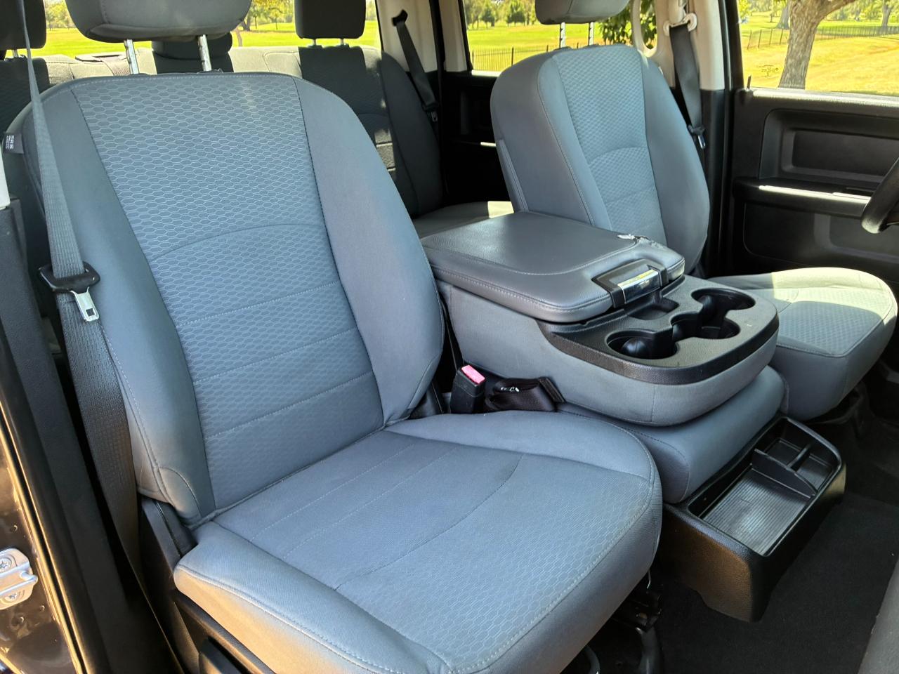 RAM 1500 Tradesman Crew Cab SWB 4WD 2018