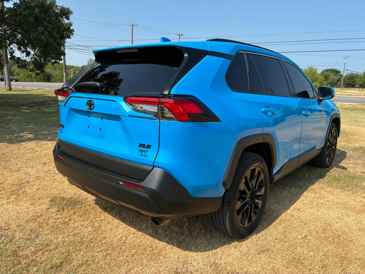 Toyota RAV4 XLE Premium 2021