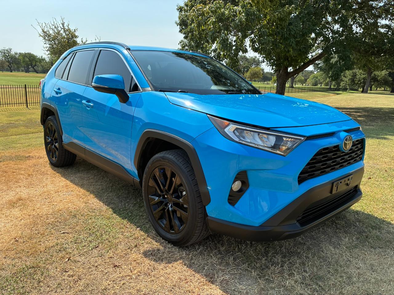 Toyota RAV4 XLE Premium 2021