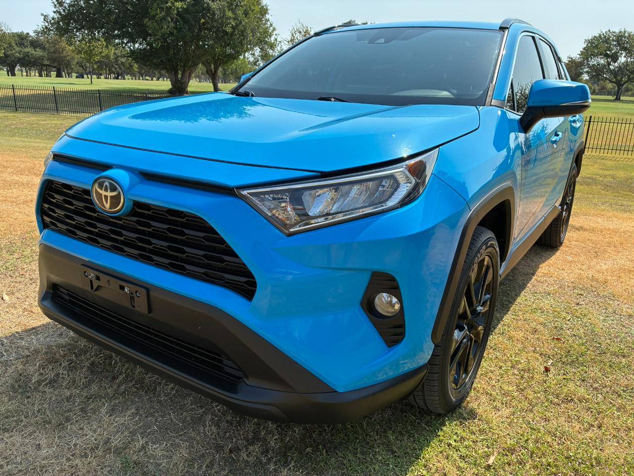 Toyota RAV4 XLE Premium 2021