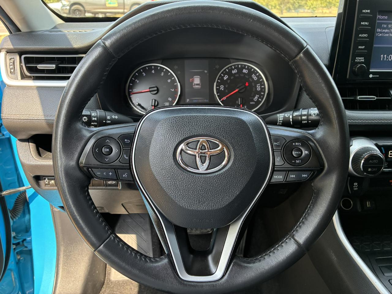 Toyota RAV4 XLE Premium 2021