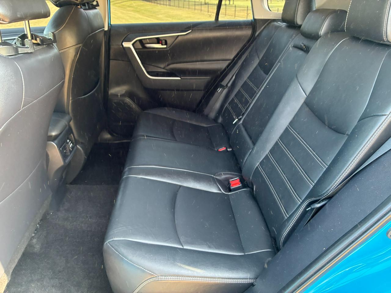 Toyota RAV4 XLE Premium 2021