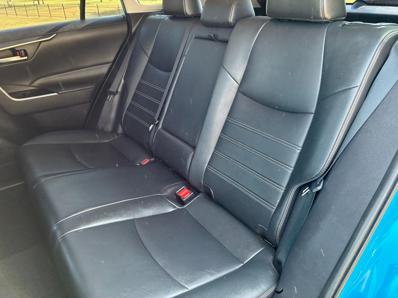 Toyota RAV4 XLE Premium 2021