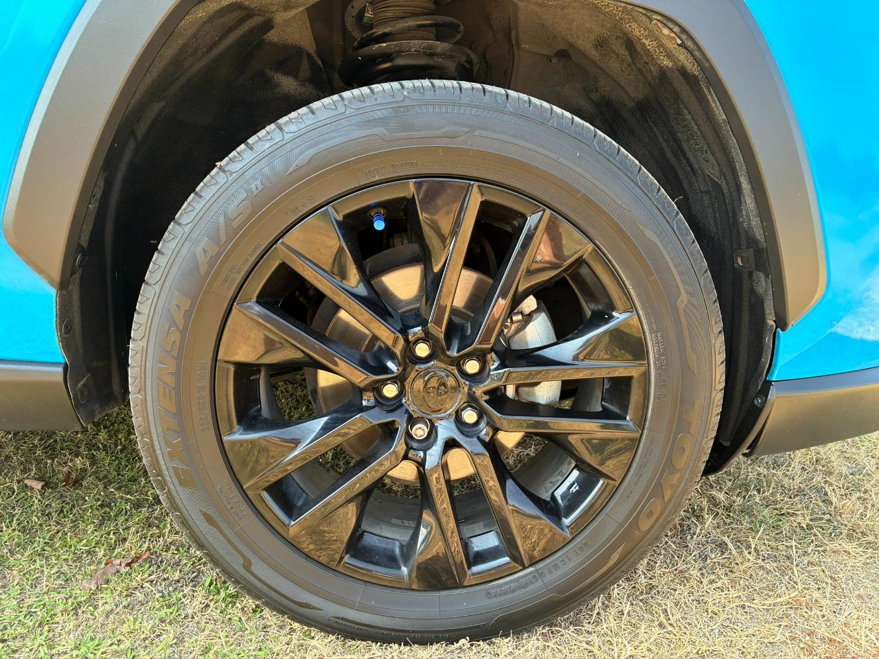 Toyota RAV4 XLE Premium 2021
