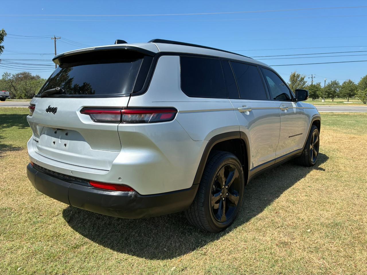 Jeep Grand Cherokee L Laredo 4WD 2022