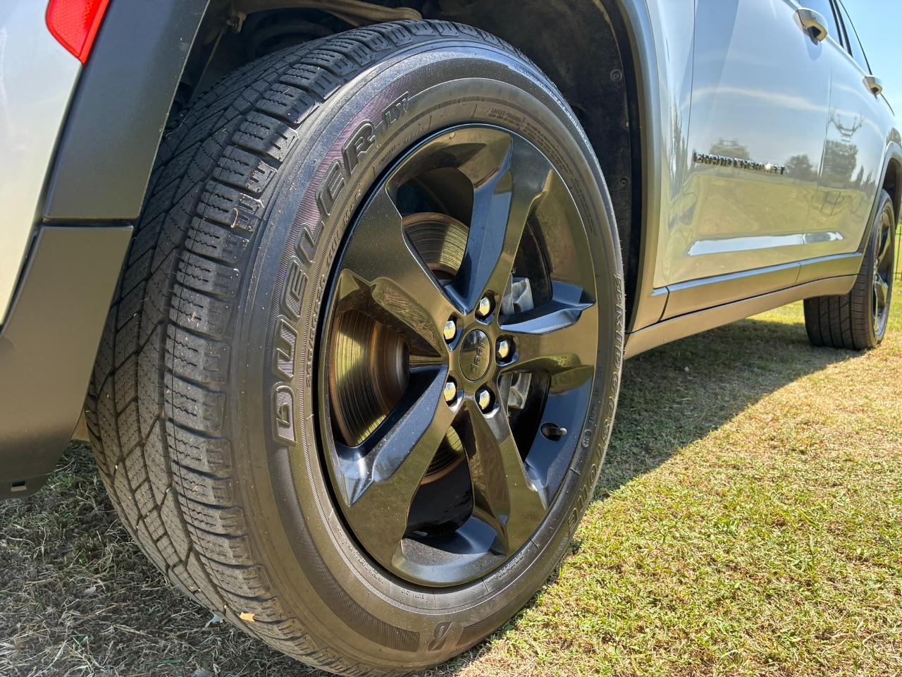 Jeep Grand Cherokee L Laredo 4WD 2022