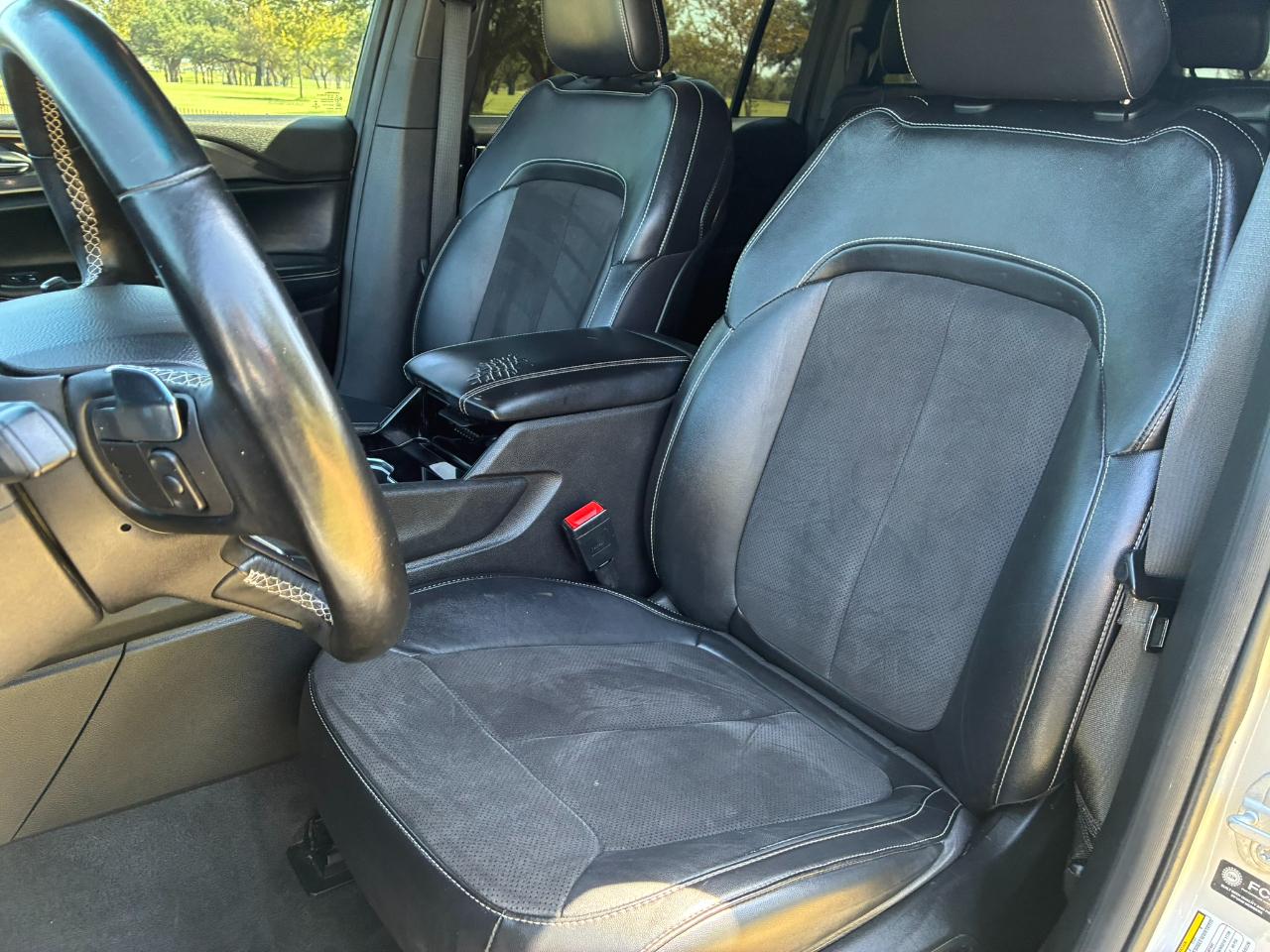 Jeep Grand Cherokee L Laredo 4WD 2022