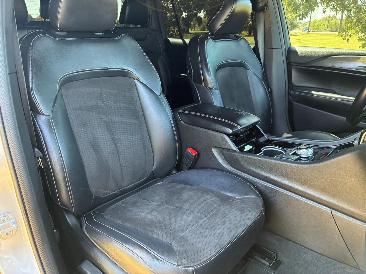 Jeep Grand Cherokee L Laredo 4WD 2022