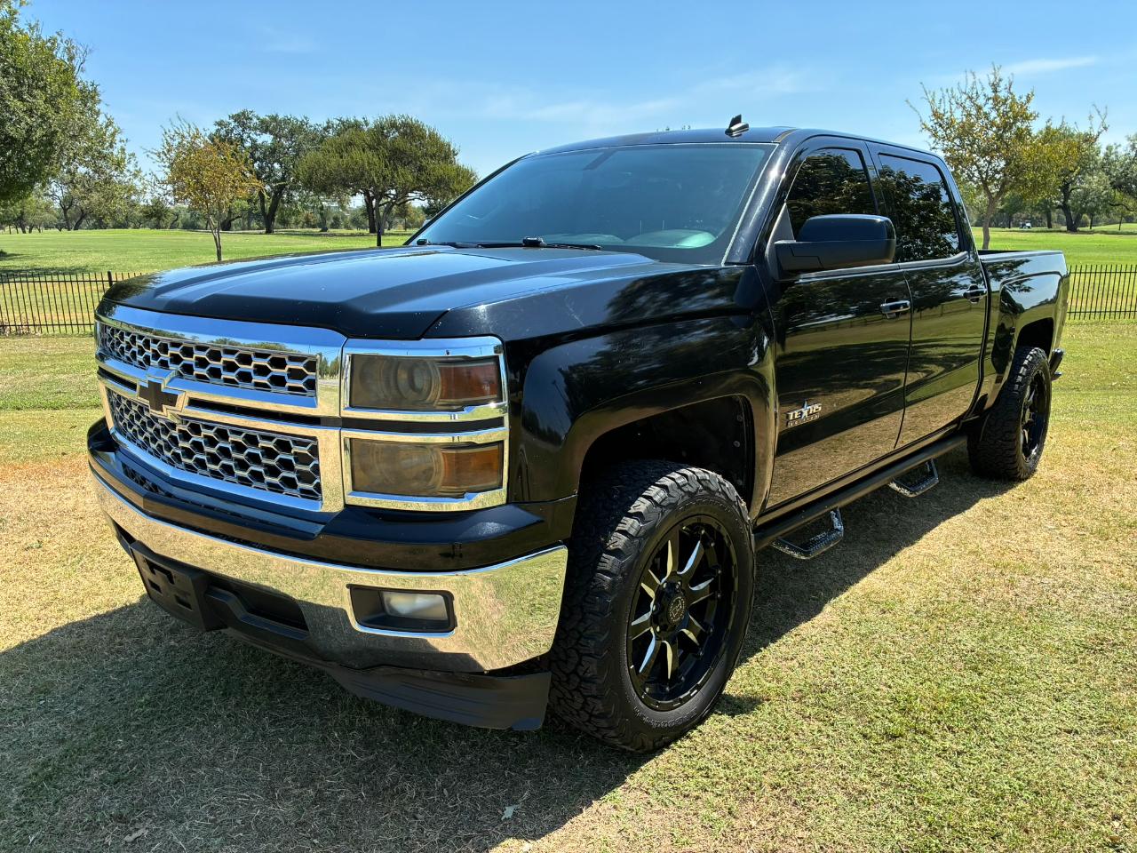 2014 Chevrolet Silverado 1500 2LT Crew Cab Long Box 2WD