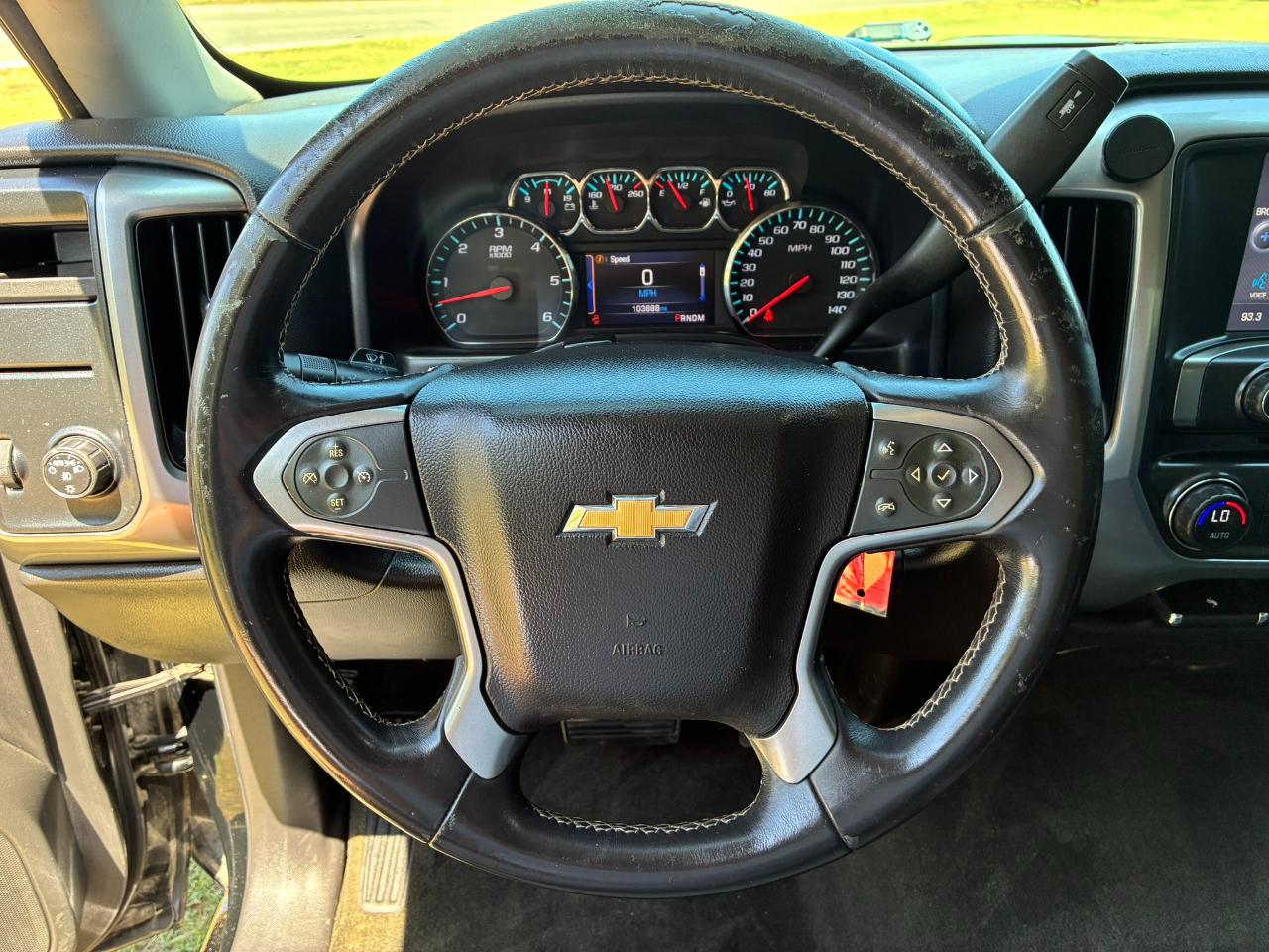 Chevrolet Silverado 1500 2LT Crew Cab Long Box 2WD 2014