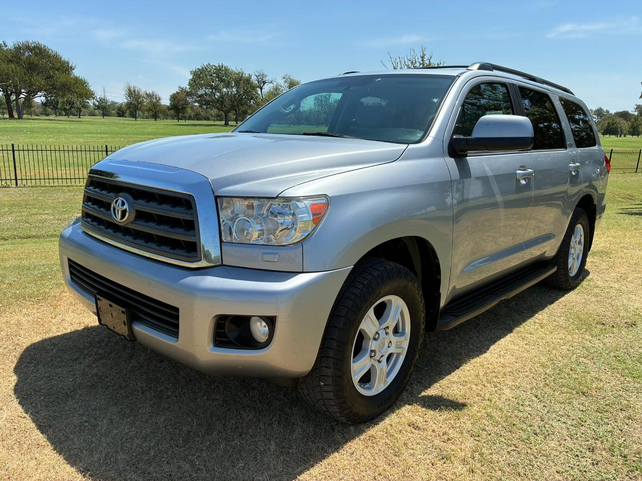 2015 Toyota Sequoia SR5 5.7L 4WD FFV