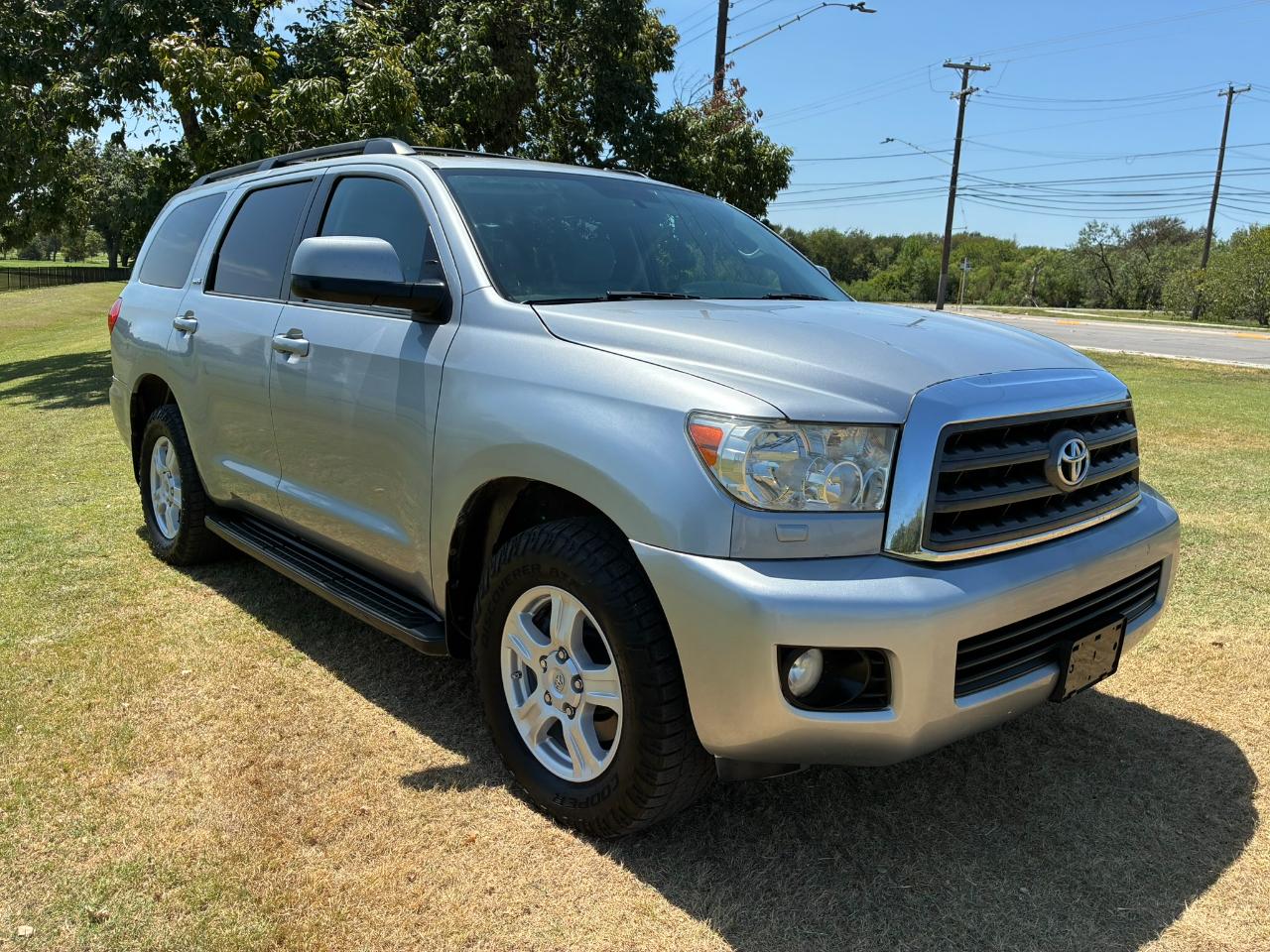 Toyota Sequoia SR5 5.7L 4WD FFV 2015