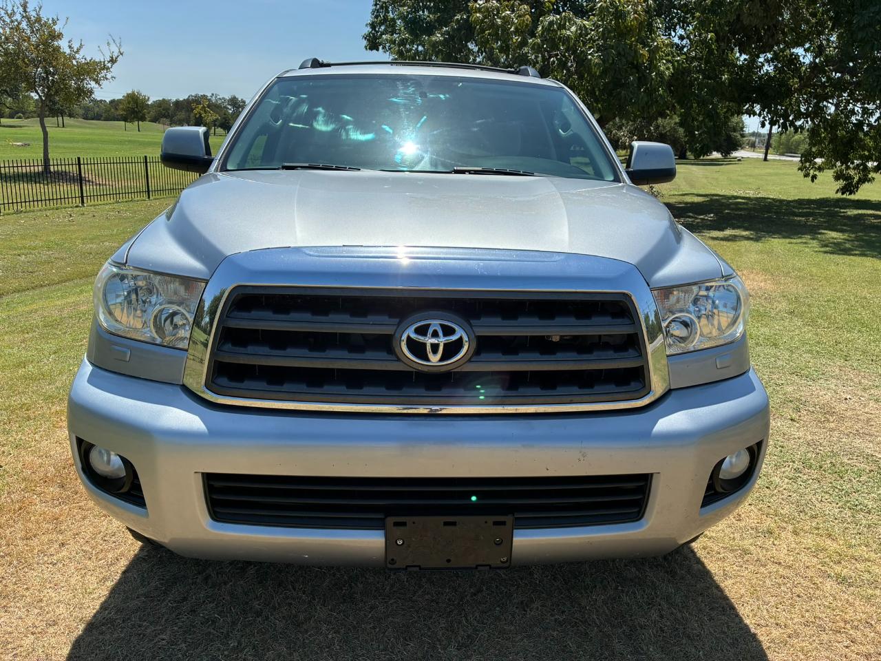 Toyota Sequoia SR5 5.7L 4WD FFV 2015