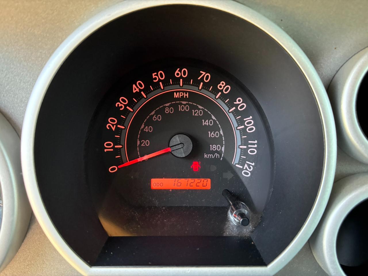 Toyota Sequoia SR5 5.7L 4WD FFV 2015