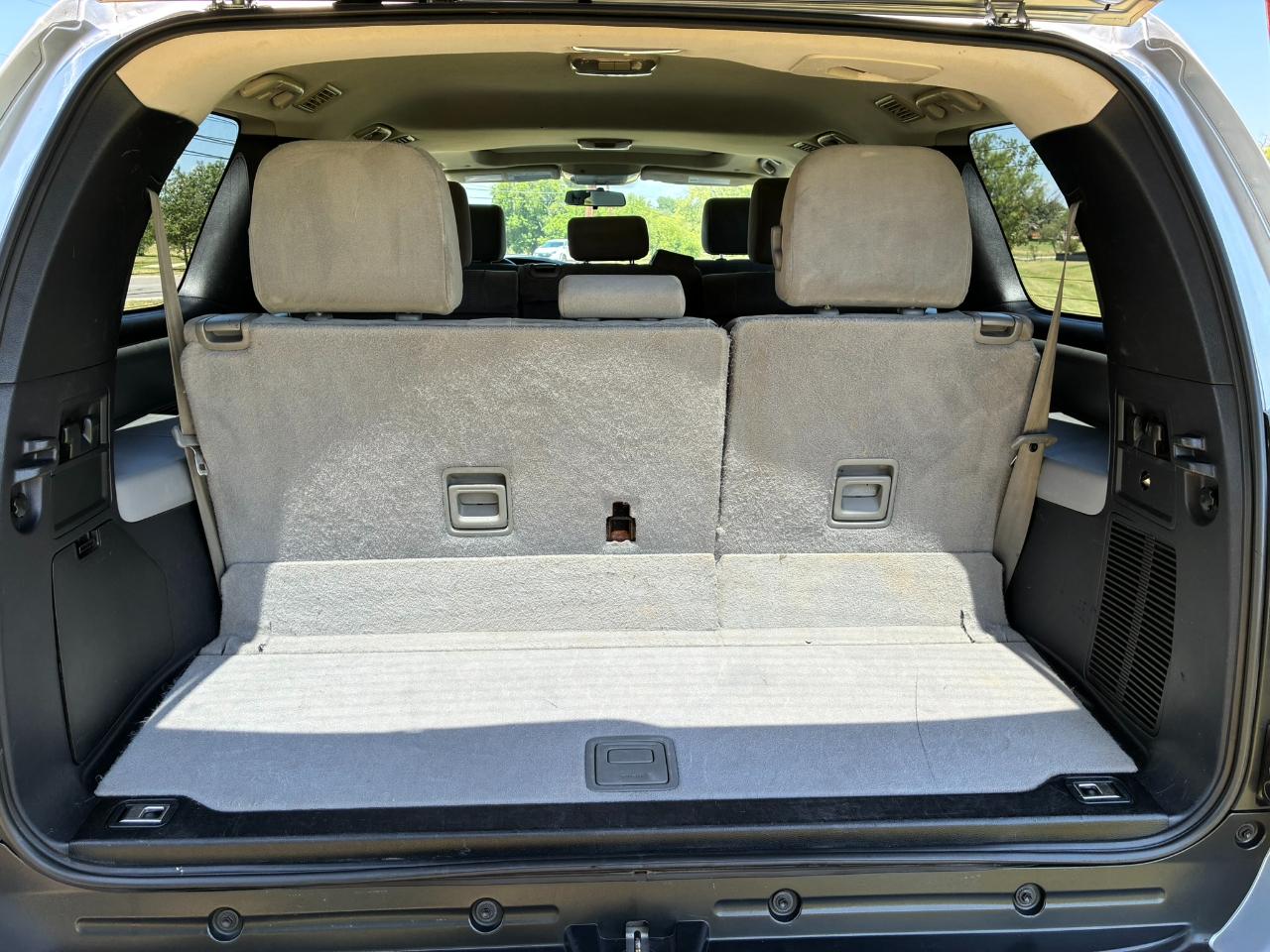 Toyota Sequoia SR5 5.7L 4WD FFV 2015