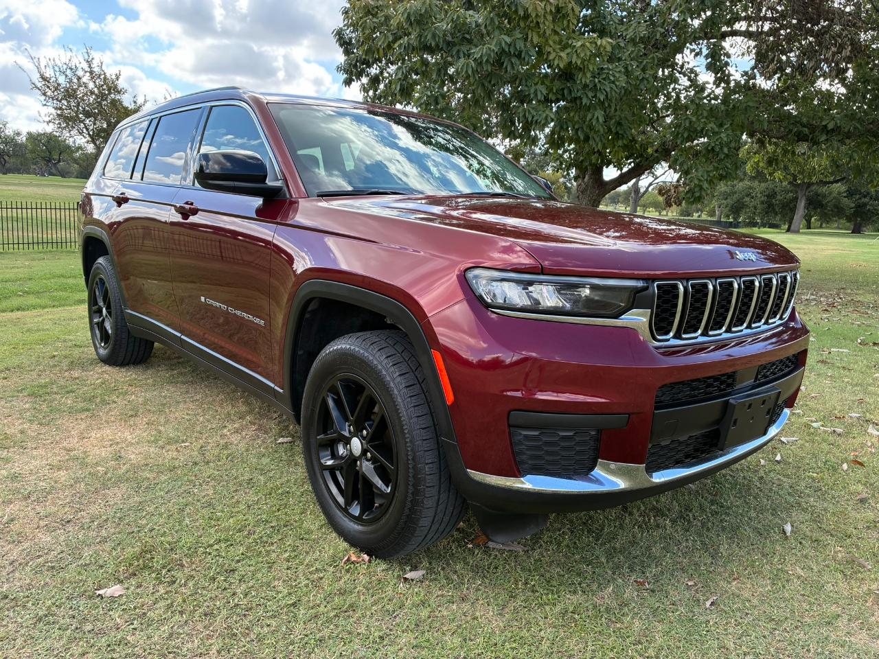 Jeep Grand Cherokee L Laredo 4WD 2023