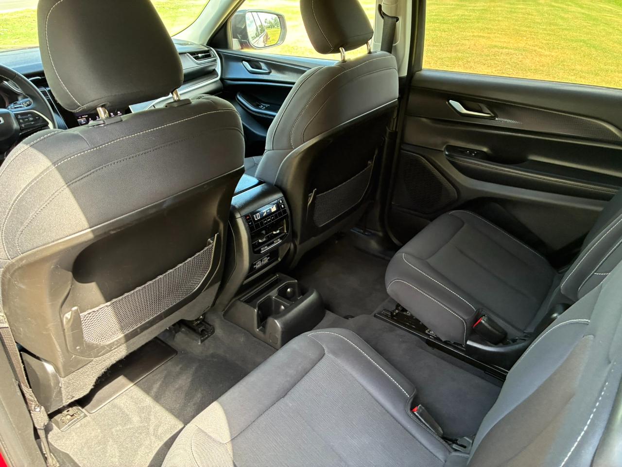 Jeep Grand Cherokee L Laredo 4WD 2023