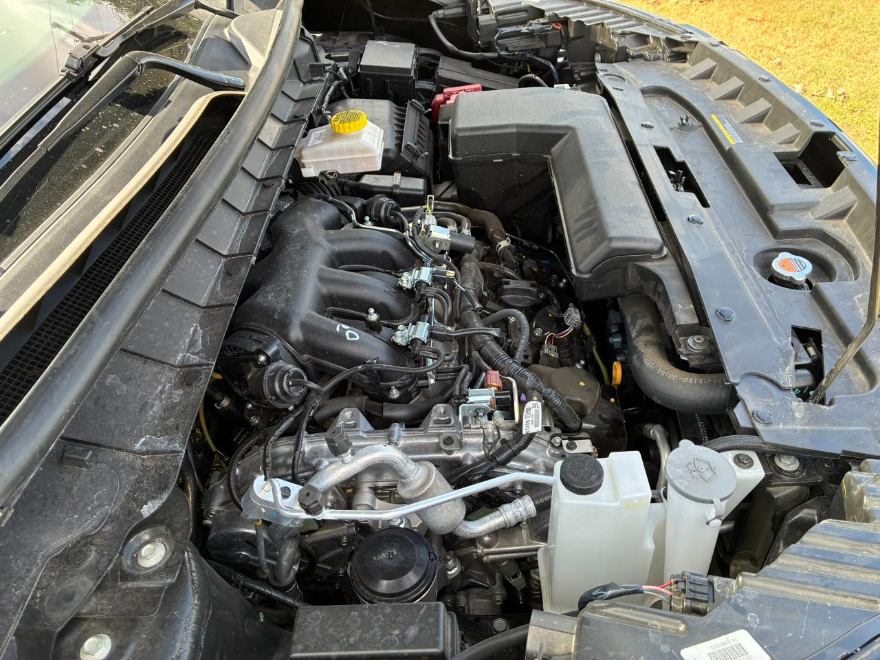 Nissan Pathfinder SV 2025