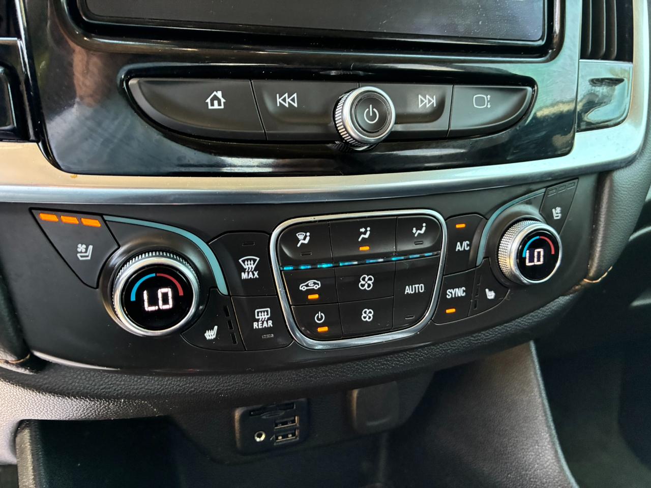 Chevrolet Traverse Premier FWD 2021