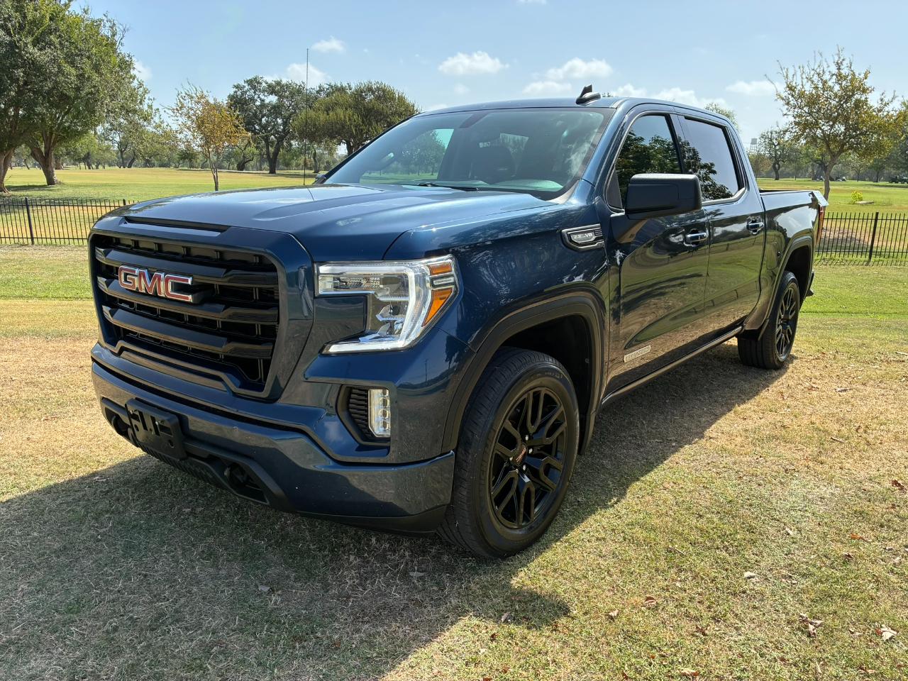 2021 GMC Sierra 1500 Elevation Crew Cab 4WD