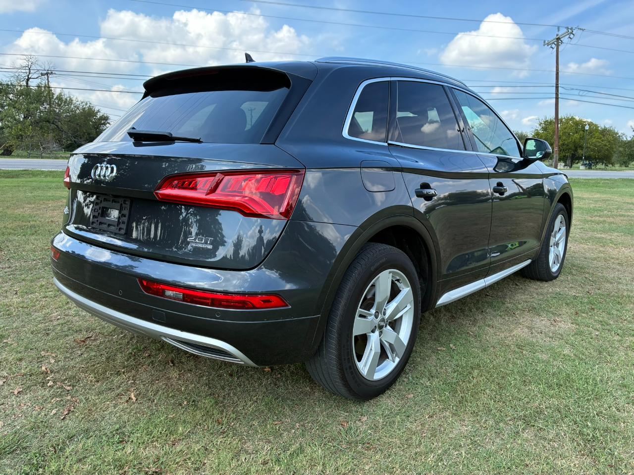Audi Q5 2.0T Premium Plus quattro 2018