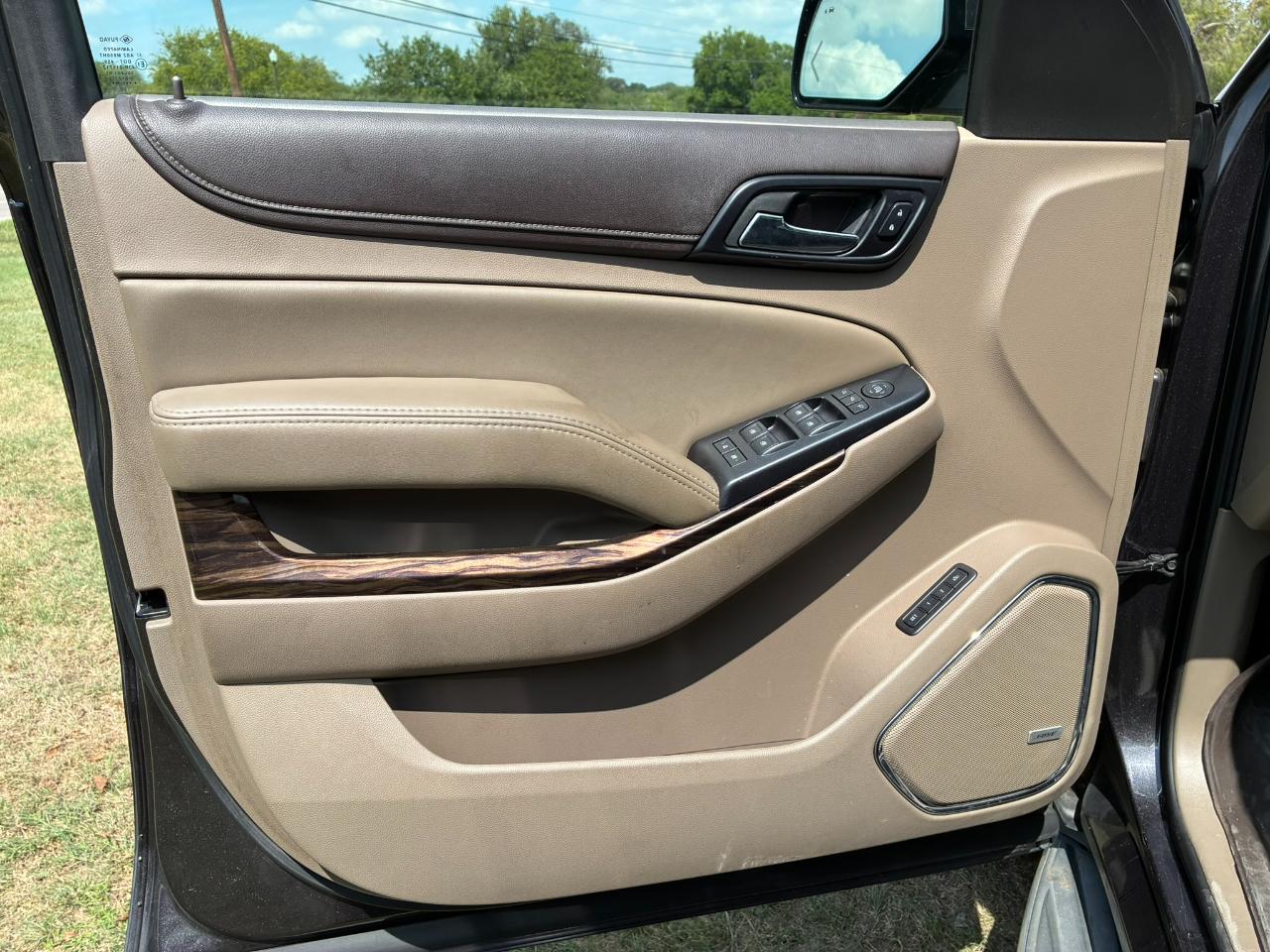 GMC Yukon XL SLT 1/2 Ton 2WD 2015