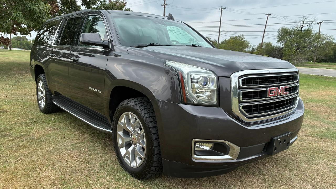 GMC Yukon XL SLT 1/2 Ton 2WD 2015