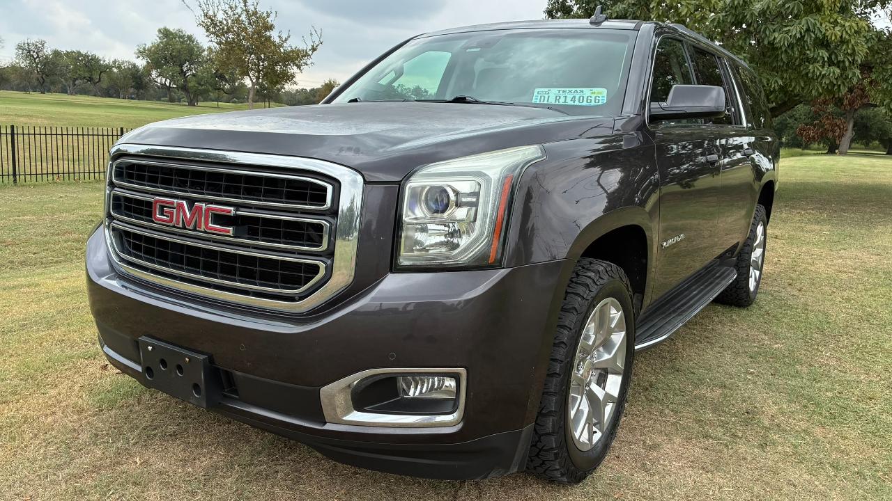 GMC Yukon XL SLT 1/2 Ton 2WD 2015