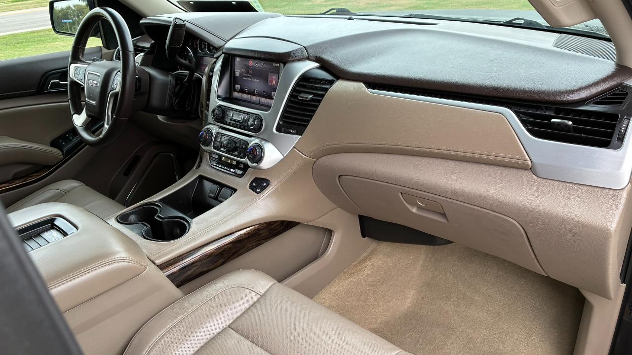 GMC Yukon XL SLT 1/2 Ton 2WD 2015