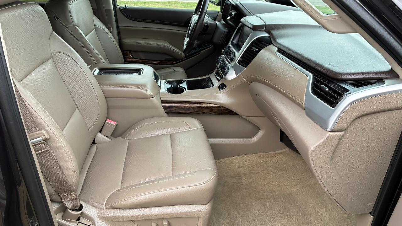 GMC Yukon XL SLT 1/2 Ton 2WD 2015