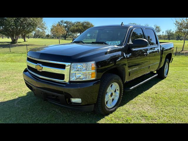 Black 2007 Chevrolet Silverado 1500 Pickup Truck Rear-Wheel Drive Automatic