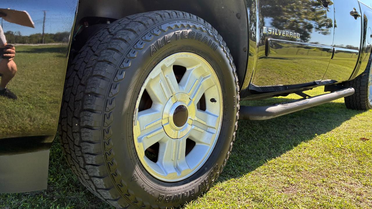 Chevrolet Silverado 1500 LTZ Z71 Crew Cab 4WD 2007