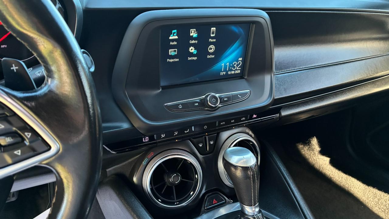 Chevrolet Camaro 1LT Coupe 8A 2018