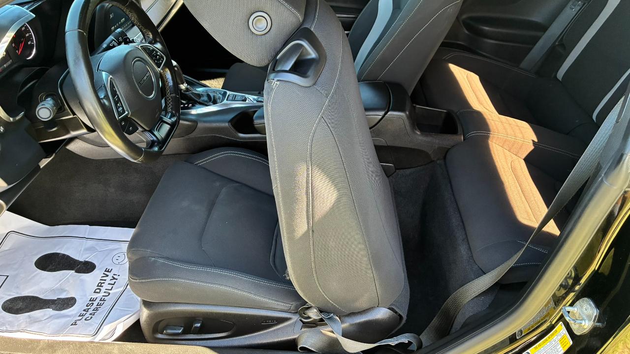 Chevrolet Camaro 1LT Coupe 8A 2018