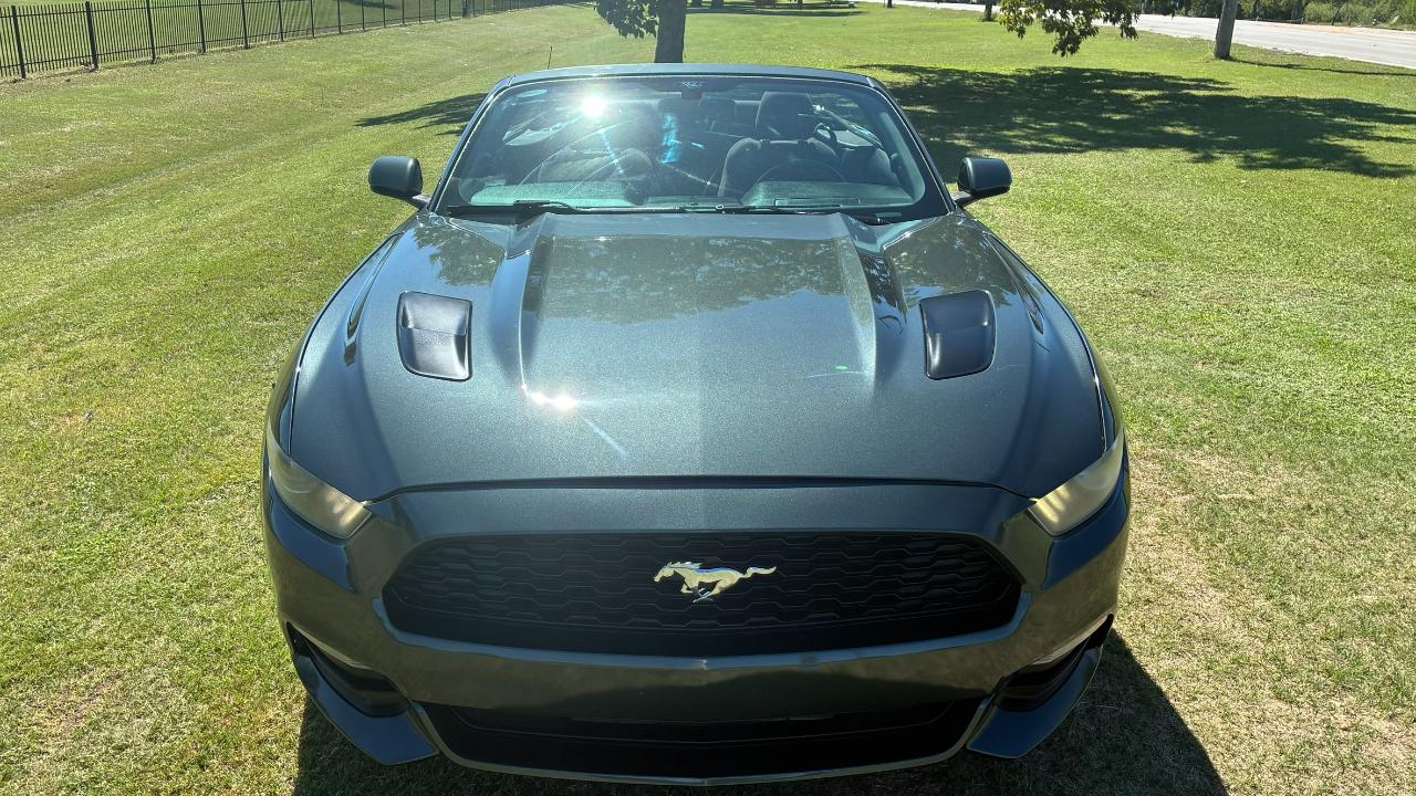 Ford Mustang V6 Convertible 2016