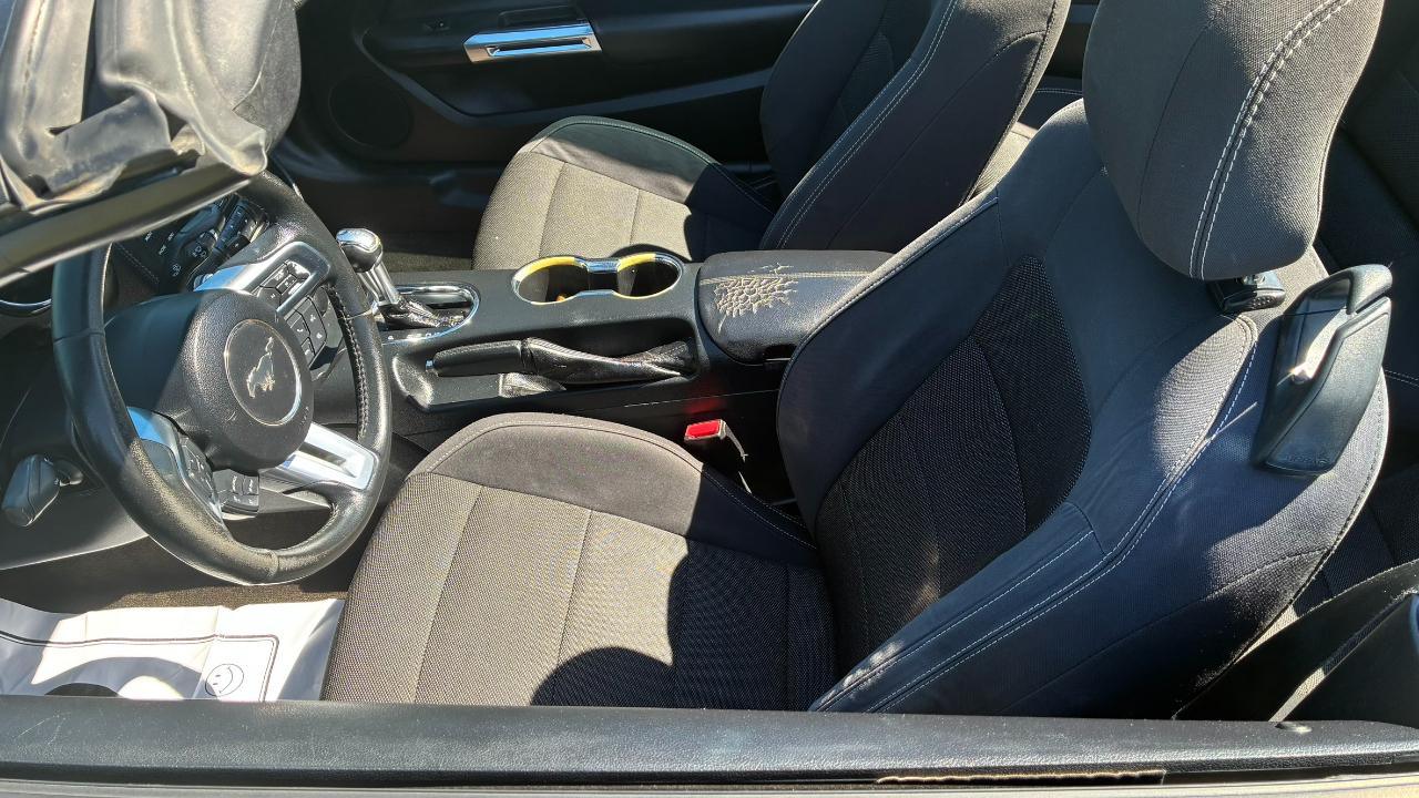 Ford Mustang V6 Convertible 2016