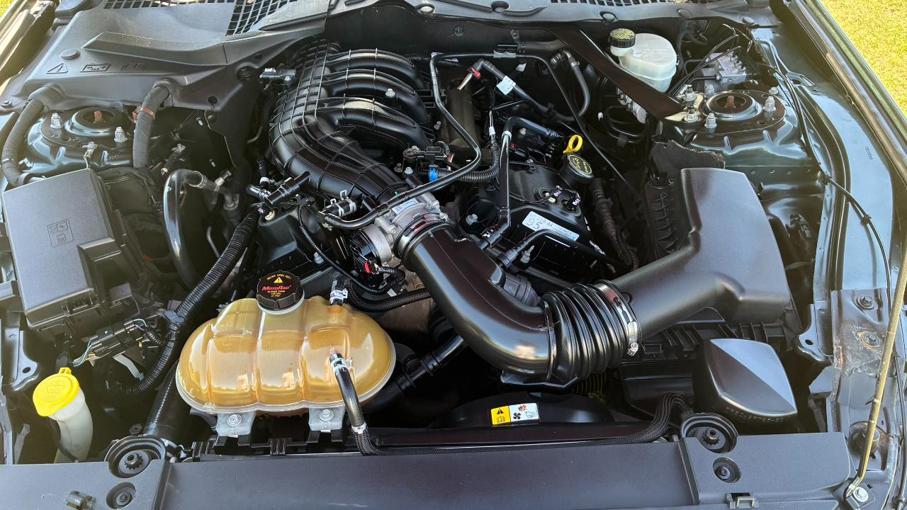 Ford Mustang V6 Convertible 2016