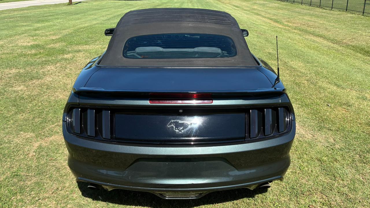Ford Mustang V6 Convertible 2016